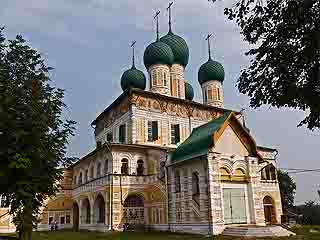 صور Resurrection Cathedral معبد